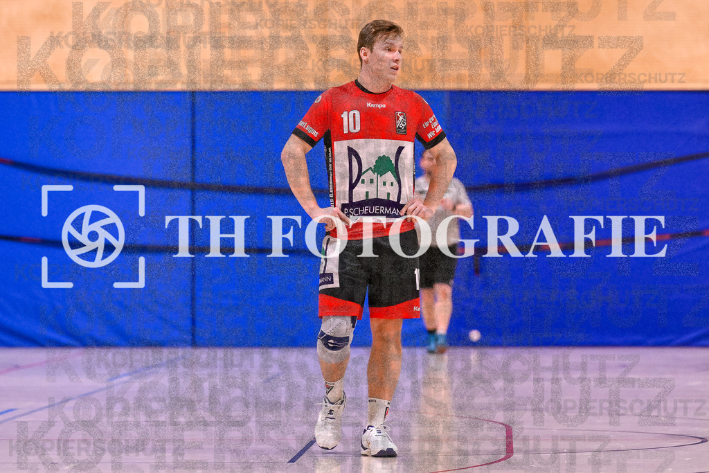 GER, SG Maulburg/Steinen - TV St. Georgen, Handball, Landesliga, 16. Spieltag, Saison 2023/2024, 17.02.2024 | Mika Buelow (SG Maulburg/Steinen, #10)

GER, SG Maulburg/Steinen - TV St. Georgen, Handball, Landesliga, 16. Spieltag, Saison 2023/2024, 17.02.2024

Foto: TH Fotografie/Thomas Hess