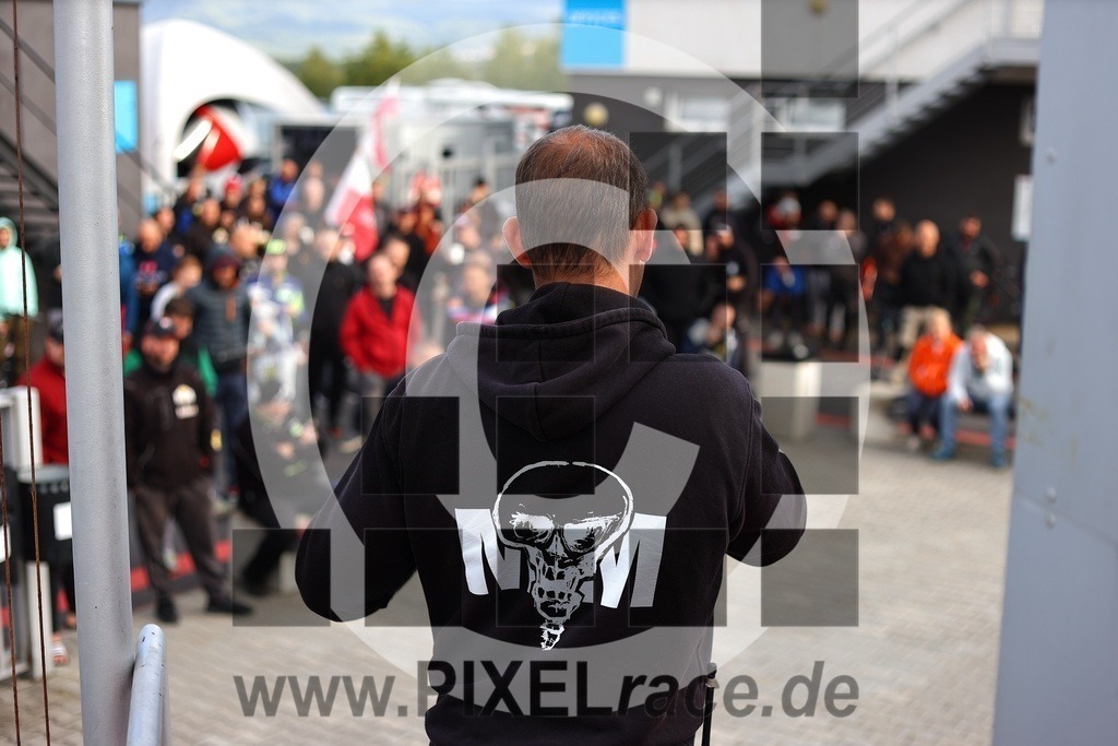 social-20250823_03952 | Schöne Erinnerungen an spannende Momente - das festzuhalten ist unser Job. PIXELrace.de ist seit 2003 auf den Rennstrecken Europas unterwegs um die Action draußen beim Fahren und die wunderbare Stimmung imm Fahrerlager für euch einzufangen.