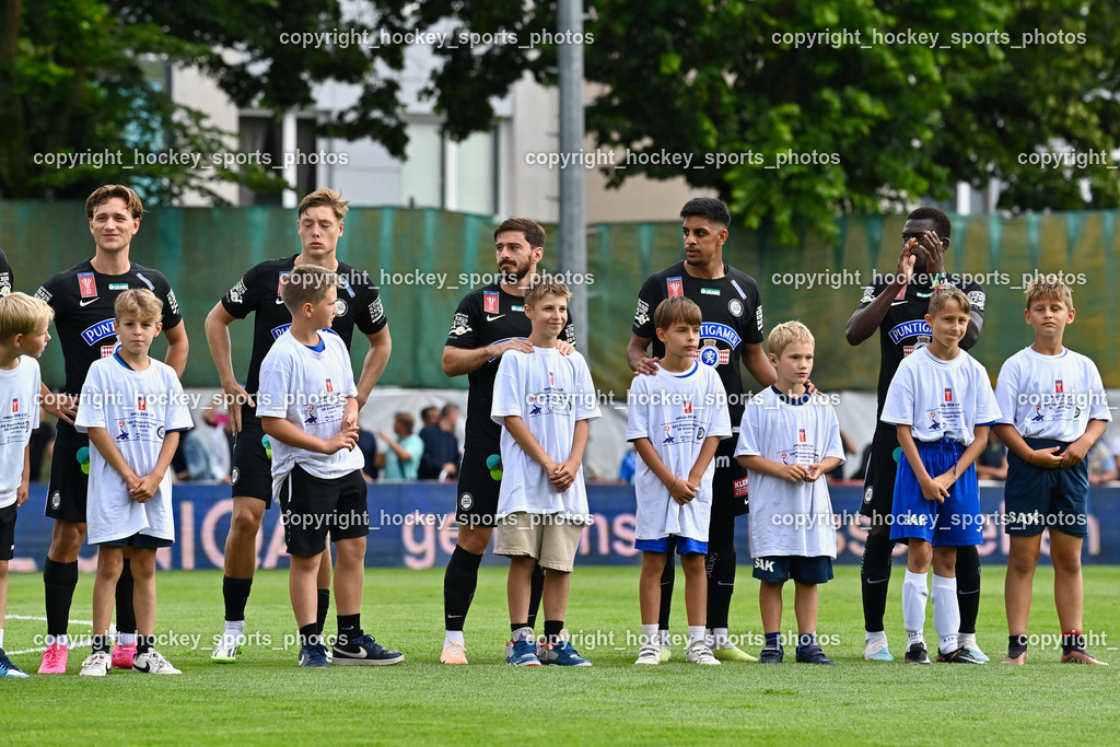 SAK vs. SK Sturm 22.7.2023 | Einlauf SAK gegen Sturm Graz
