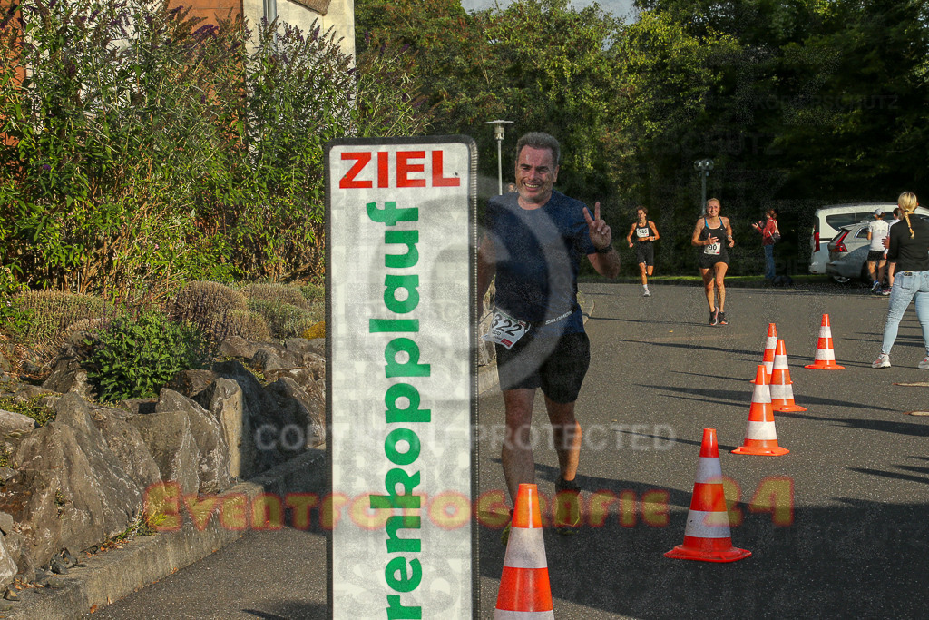 250801_1912_EX1_7323 | Sportfotografie im Rhein-Sieg Kreis, Köln, Bonn, NRW, Rheinland Pfalz, Hessen, etc. Unser Tätigkeitsfeld umfasst den Laufsport vom Volkslauf über den Marathon, Duathlon, Triathon bis zum Ultralauf wie Kölnpfad Ultra oder Schindertrail.