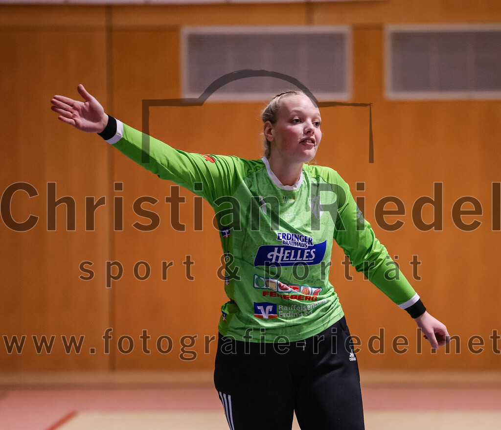 2025-01-18_109_SpVgg_Altenerding_gegen_TV_Altoetting | Erding, Deutschland, 18.01.2025:Handball, Bezirksoberliga Frauen Altbayern 2024 / 2024, 11. Spieltag, SpVgg Altenerding gegen TV Altötting, Endergebnis: 19:24Torfrau Hanna Obermair (SpVgg Altenerding, #1)Foto: Christian Riedel / fotografie-riedel.net