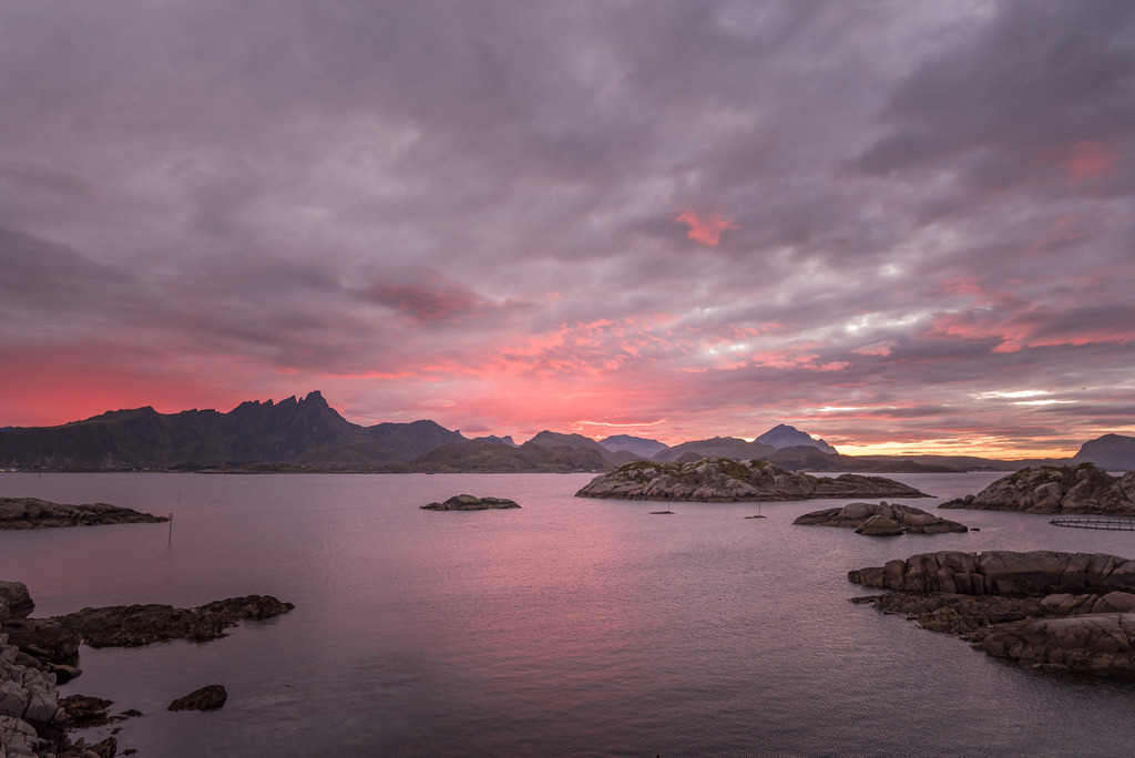 lofoten_tag06-165 | <div id="allefotografen-seal-verified-green"></div><script src="https://www.allefotografen.de/956728/seal-verified-green/seal.js" async="async"></script> - Realisiert mit Pictrs.com