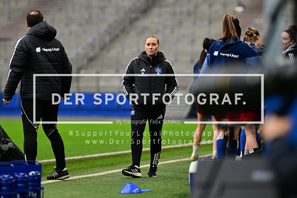 Fußball I Frauen I Saison 2025-2026 I DFB-Pokal I Achtelfinale I Hamburger SV - Bayer 04 Leverkusen I 14419 | Der Sportfotograf. - Realized with Pictrs.com