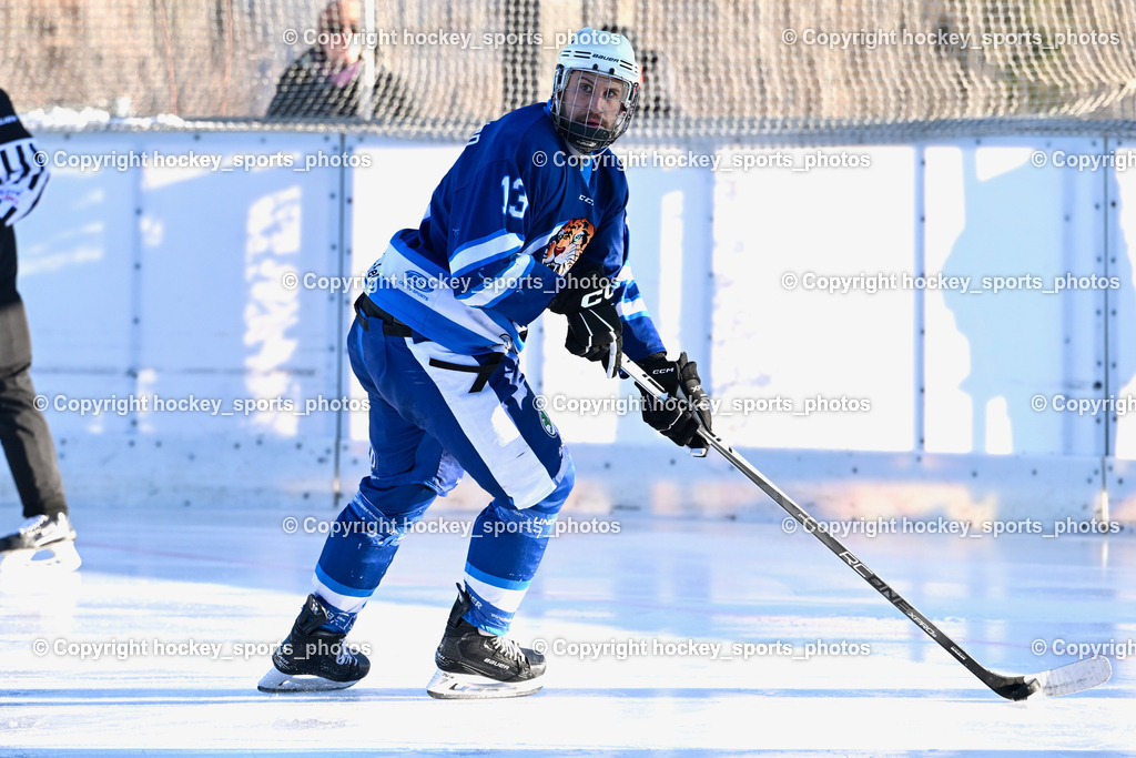 EC Tigers Paternion vs. EC FELD AM SEE/DSG LEDENITZEN | #13 Meixner Thomas EC Tigers Paternion, EC Tigers Paternion vs. EC FELD AM SEE/DSG LEDENITZEN, EC Tigers Paternion vs. EC FELD AM SEE/DSG LEDENITZEN am 04.01.2026 in Paternion (Eislaufplatz Paternion), Austria, (Photo by Bernd Stefan)
