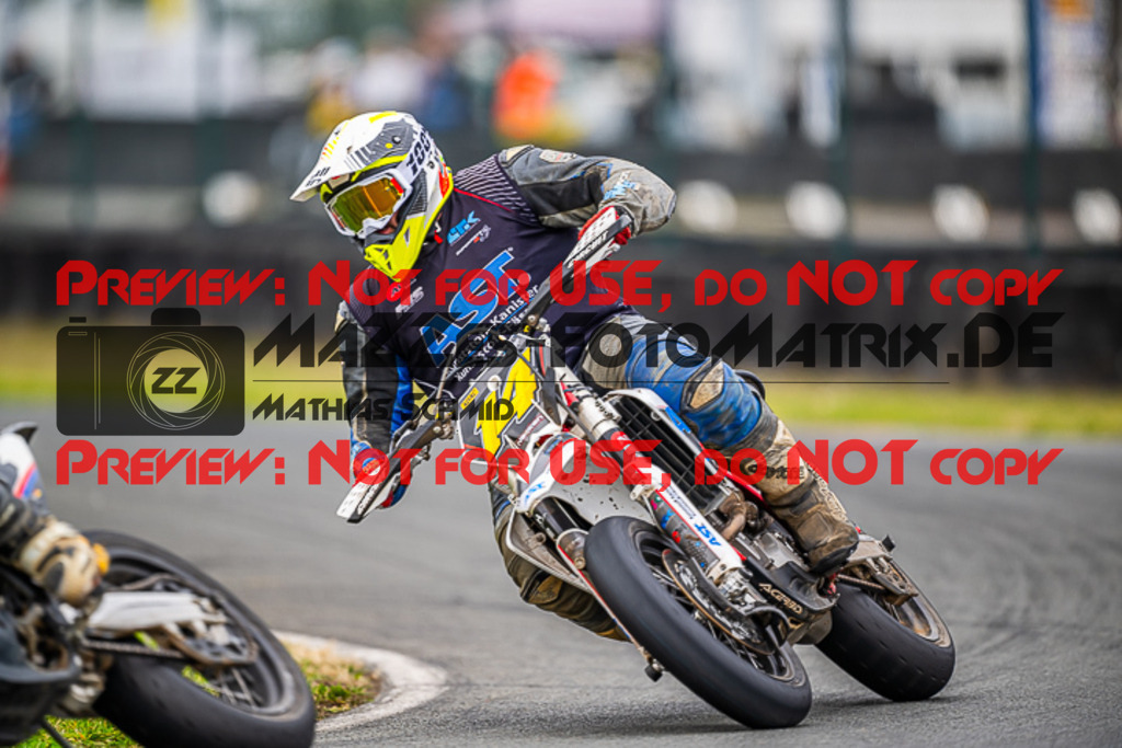 MaZZes_FotoMatrix_231001_1079 | UE40