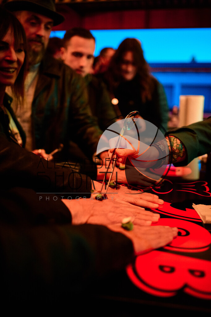 040_RC_OMEE_2025_05StationTeam_DRH08041 | alexandershorti - Realisiert mit Pictrs.com