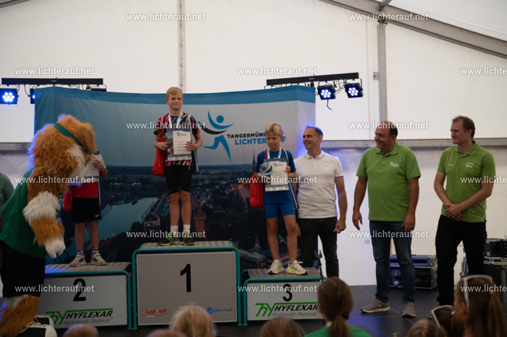 FSC08322 | Lichterlauf  - Realisiert mit Pictrs.com