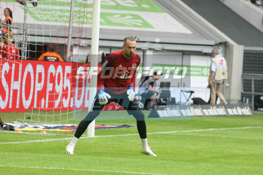Fortuna Düsseldorf - SC Paderborn | Florian Kastenmeier - © Sportfoto-Sale (MK) - Realisiert mit Pictrs.com