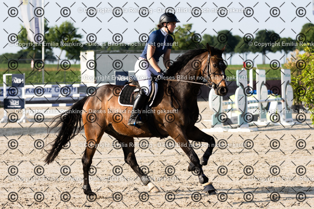 CL5A1448 | Emilia Reinking Fotografie - Realisiert mit Pictrs.com