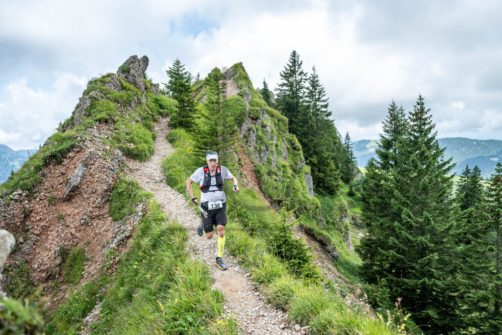 35. Gebirgsmarathon | 35. Gebirgsmarathon 2024 am 03.08.2024 in Immenstadt. Einer der anspruchsvollsten​und ältesten Bergläufe​Deutschlands im Naturpark Nagelfluhkette!(Foto: Dominik Berchtold/www.dberchtold.com)Instagram: @d_berchtold_foto 