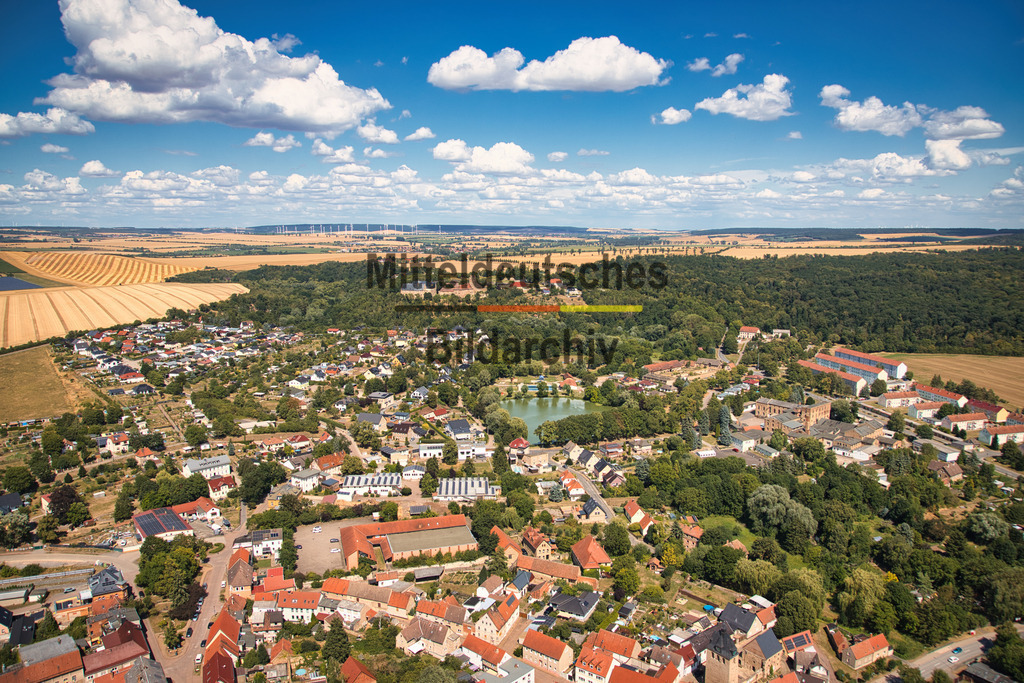 Allstedt_Mansfeld_3882 | Die schönsten Luftbilder von Sachen-Anhalt & Mitteldeutschland als Bilddatenbank zur kommerziellen Nutzung. Nutzen Sie unsere Erfahrung seit 2005 in der Luftbildfotografie. - Realisiert mit Pictrs.com