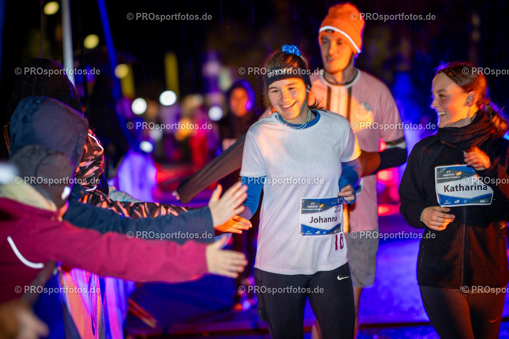 Martinslauf Sindorf 2023 in Kerpen-Sindorf, 09.11.2023 | Impressionen vom Martinslauf Sindorf 2023 am 09.11.2023 in Kerpen-Sindorf (Nordrhein-Westfalen).