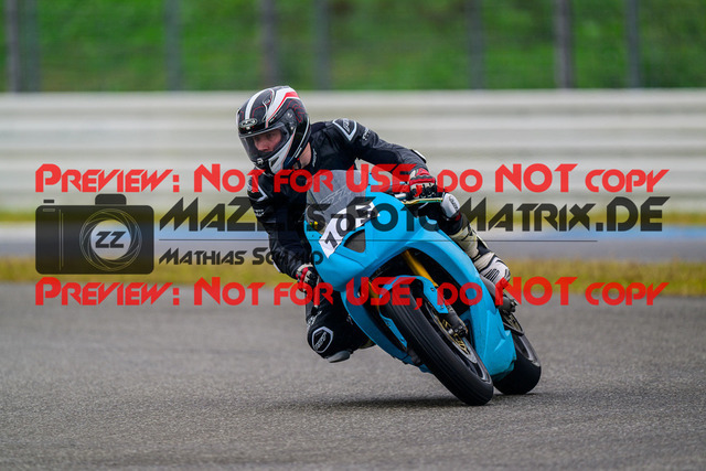 MaZZes_Fotomatrix_20240923_6007705_2779 | Fotograf Mathias Schmid
Sportfotograf,
Eventfotograf,
Hochzeitsfotograf,
Portraitfotograf