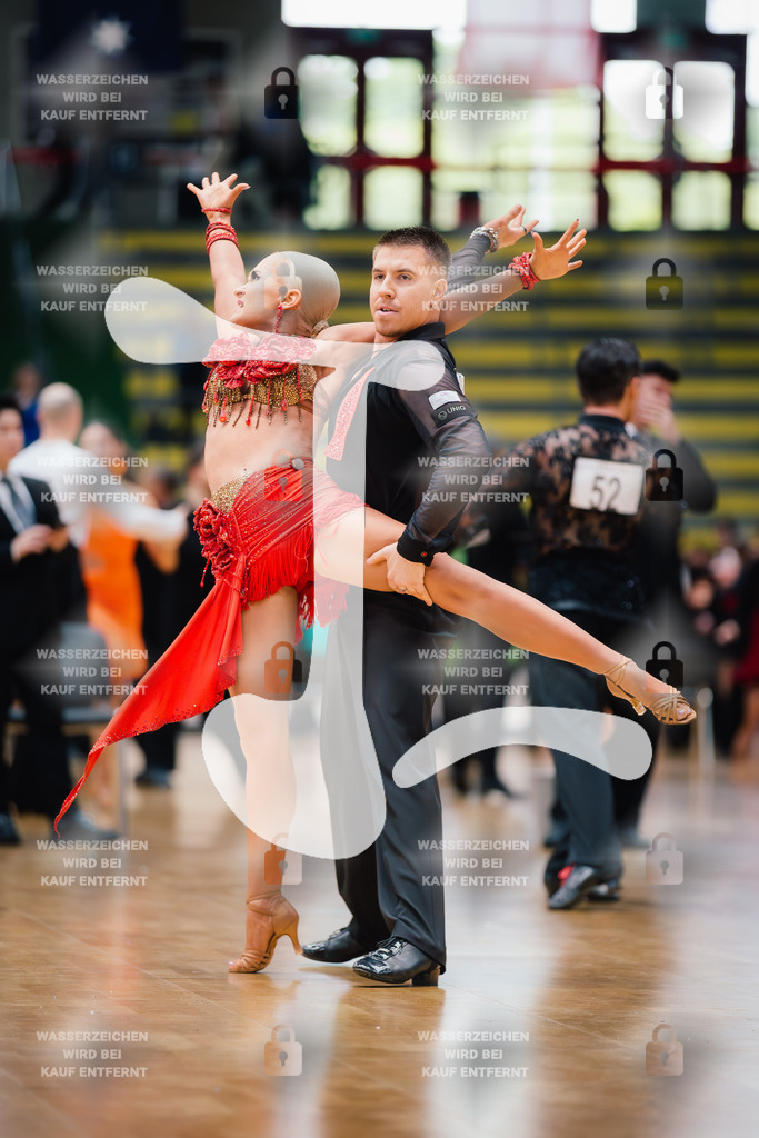 Hessen Tanzt WDSF International Open Latin 28th (59) Mikita Senin _ Michele Mühlig (Bielefelder TC Metropol)-2025-05-18-3548 | Webshop for digital downloads and prints of dance sport, event & show photographer Julian Link - Realisiert mit Pictrs.com