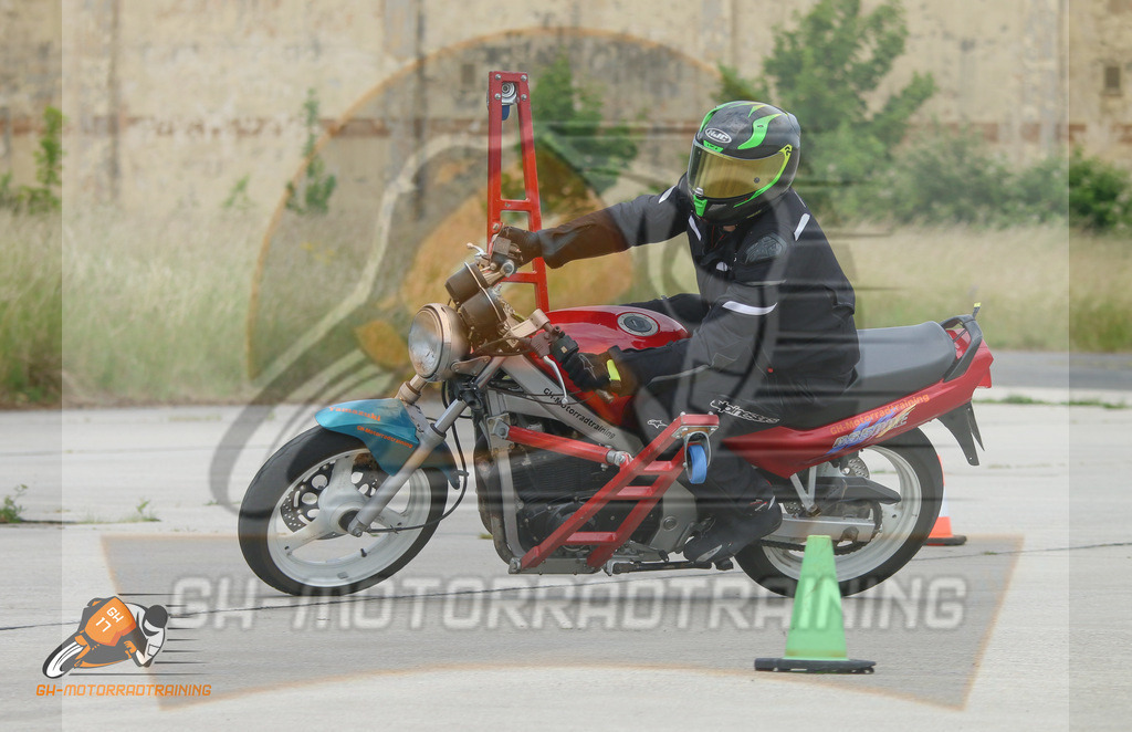 IMG_0214 | gh-motorradtraining-foto.de - Realisiert mit Pictrs.com