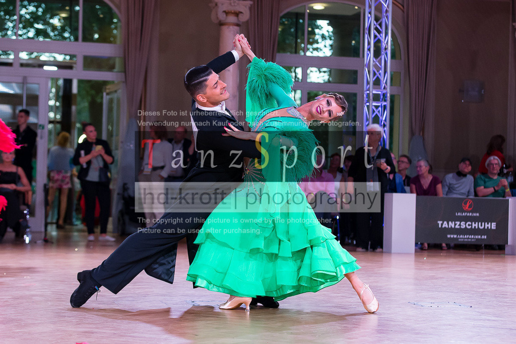 20240706_WDSF_RS_Std_11027 | Tanzsportbilder, Standardtanz, Lateintanz, WDSF, DTV, LTVB, dancecomp, goc, hessen tanzt, blaues band der spree, walzer, tango, wiener walzer, slowfox, quickstepp, samba, rumba, cha-cha-cha, paso doble. jive, hd-kroft photography, turniertanzsport