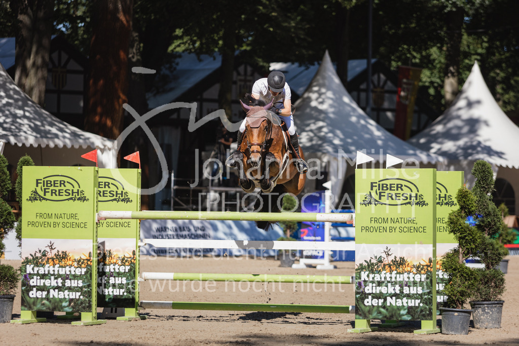 230908_OWLCh_MediumTour-115 | Deine schönsten Turniermomente als professionelle Fotos! Entdecke hochwertige Pferdesport-Fotografie im Online-Shop. Jetzt Fotos finden & bestellen!