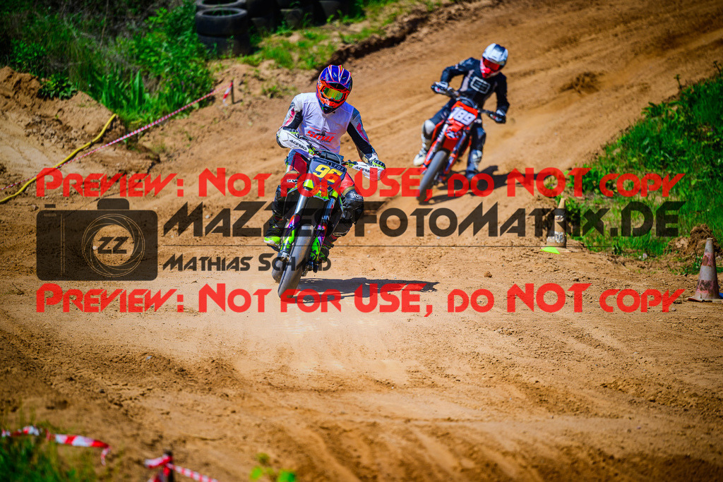 MaZZes_FotoMatrix_240512_6021986_1748 | S2