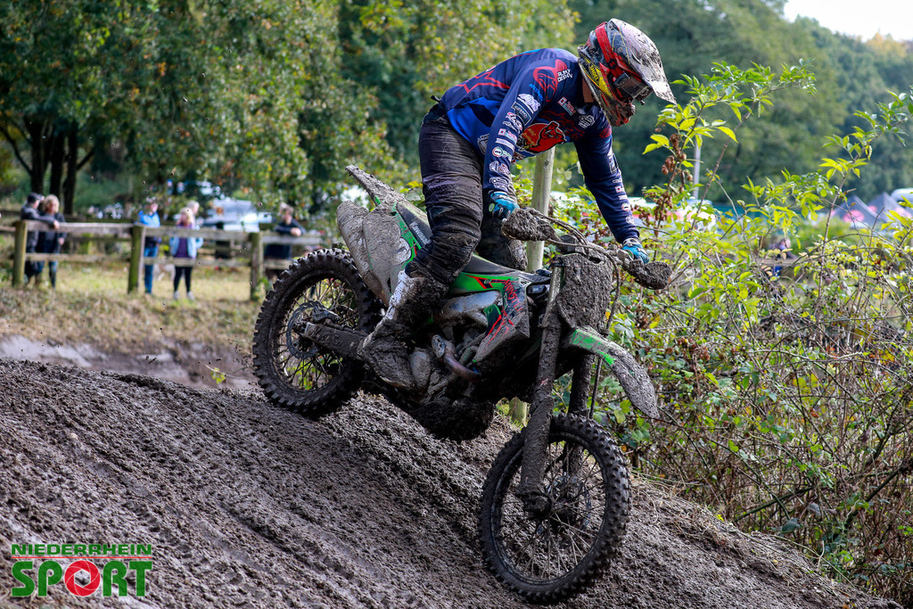 OpenTrack2024_Samstag_219 | Bildergalerie von Sport-Ereignissen aber auch von weiteren spannenden Dingen - nicht nur vom Niederrhein. In Anlehnung an den bekannten Spruch von Hanns Dieter Hüsch heißt das Motto: "Niederrhein ist überall".  - Realisiert mit Pictrs.com