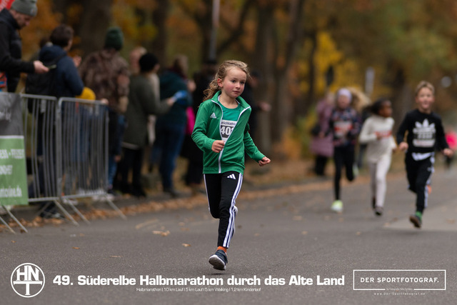 Süderelbe Halbmarathon 2025 I 09.11.2025 I Fotograf_DerSportfotograf.I 00202 | Der Sportfotograf. - Realisiert mit Pictrs.com