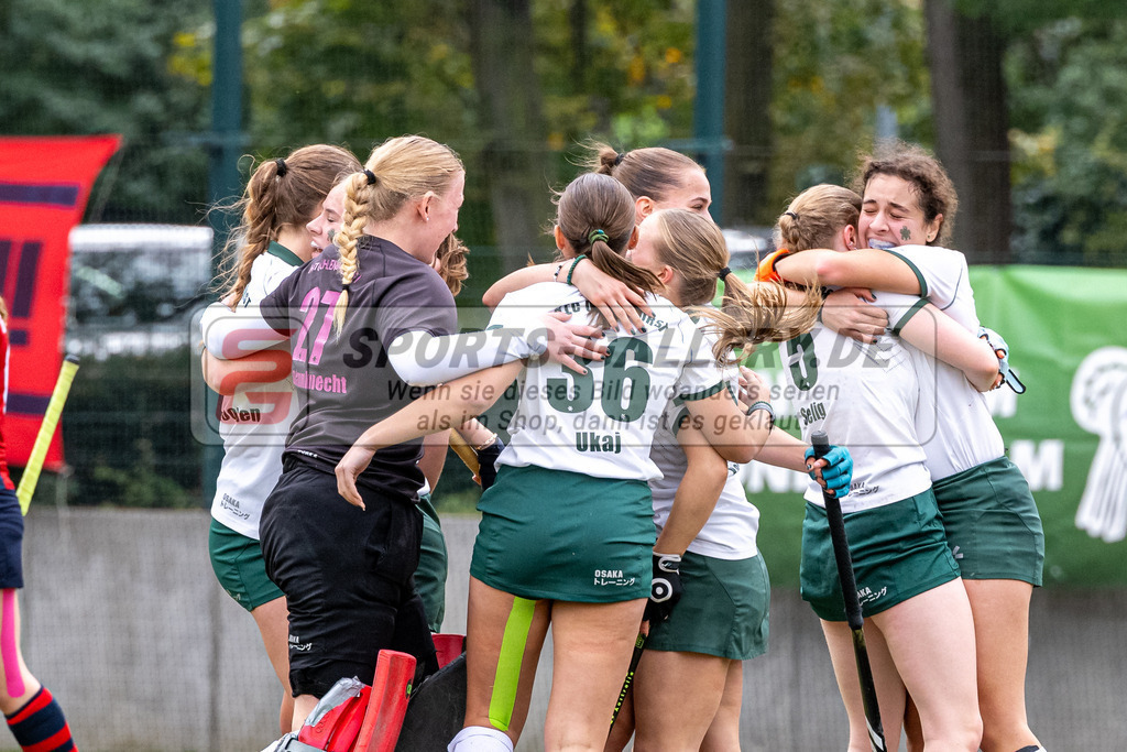SFE_20231021_0205 | Deutsche Meisterschaft Weibliche U16 Halbfinale Uhlenhorst Mülheim - Berliner HC am 21.10.2023 in Köln (Düsseldorfer Hockeyclub 1905 e.V.), Photo: Stephan Fehrmann 2023 (Sports-Gallery)