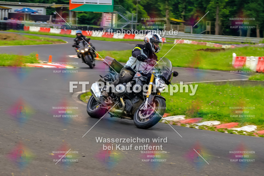 VBK-6254 | Hier findet Ihr Bilder von Touristenfahrten auf der Nürburgring Nordschleife oder von anderen Veranstaltungen die ich besucht habe. Viel Spass beim Durch Schauen 