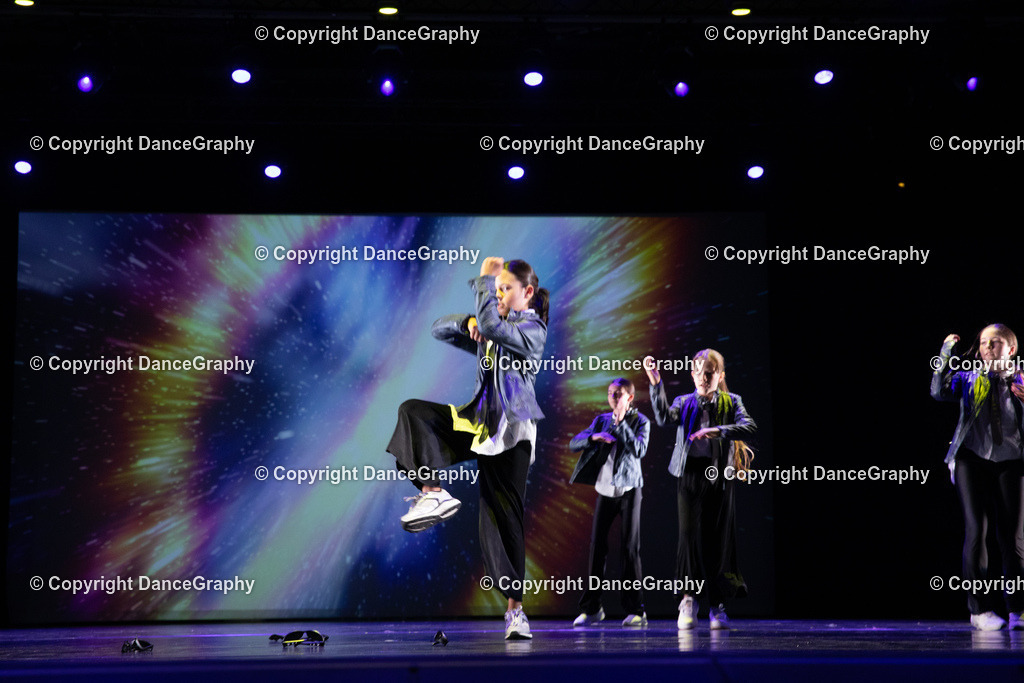 GPHY6420 | DanceGraphy - Realisiert mit Pictrs.com