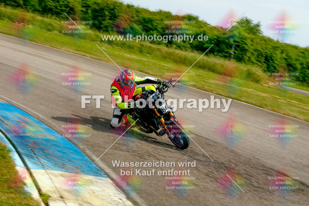 _MOT1156 | Hier findet Ihr Bilder von Touristenfahrten auf der Nürburgring Nordschleife oder von anderen Veranstaltungen die ich besucht habe. Viel Spass beim Durch Schauen 