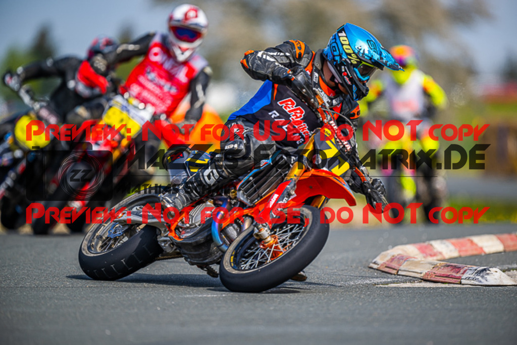 MaZZes_FotoMatrix_230507_7784 | S2