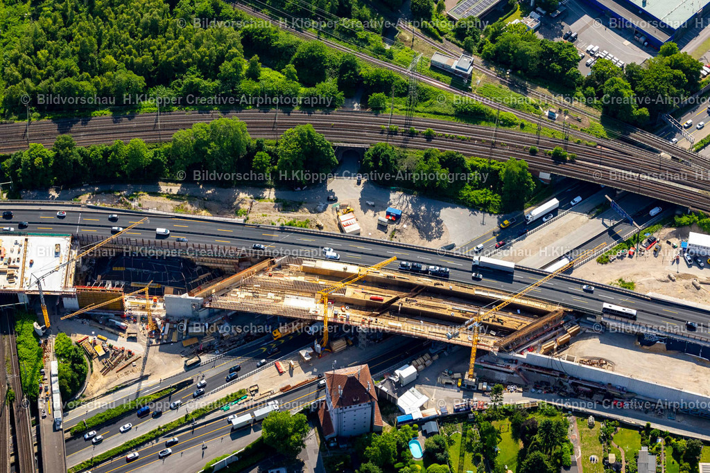 Luftbild Duisburg-4526 | Luftbildfotografie und Luftbilder Baustelle an der Verkehrsführung am Autobahnkreuz der BAB A40 - 3 " Kreuz Kaiserberg " in Duisburg im Bundesland Nordrhein-Westfalen, Deutschland - Realisiert mit Pictrs.com