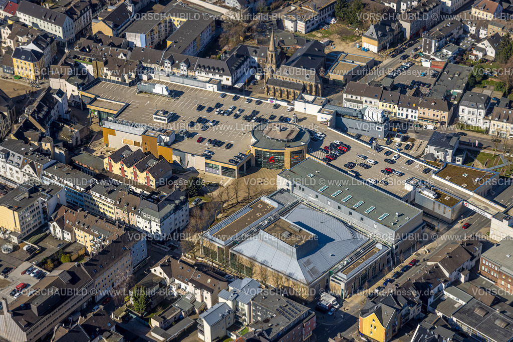 Velbert240301554 | Luftbild, StadtGalerie Velbert Einkaufszentrum mit Parkdeck, Forum Velbert Veranstaltungsstätte, kath. St. Marien Kirche, Velbert, Ruhrgebiet, Nordrhein-Westfalen, Deutschland