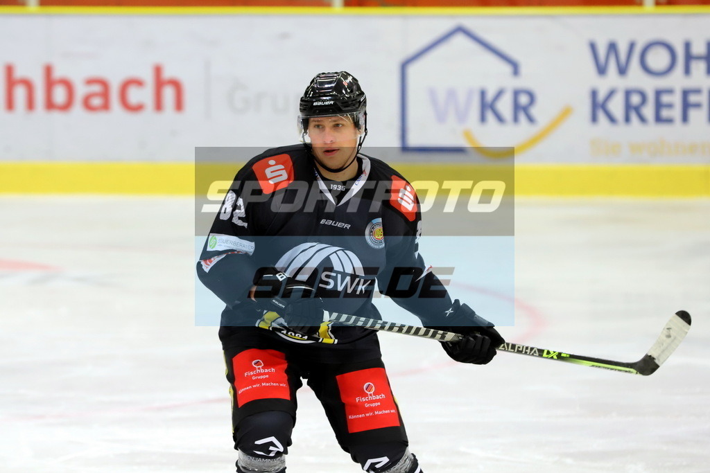 Tobias Esch - KEV'81 | Tobias Esch - KEV'81 - Realisiert mit Pictrs.com