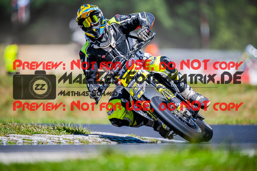 MaZZes_FotoMatrix_220702_2340 | S3