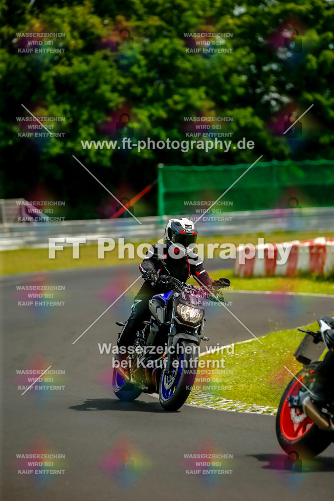 VBK-4935 | Hier findet Ihr Bilder von Touristenfahrten auf der Nürburgring Nordschleife oder von anderen Veranstaltungen die ich besucht habe. Viel Spass beim Durch Schauen 