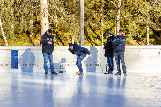 Gemeinde Eisstockturnier Steuerberg | Bildershop von pixelworld.at - Realisiert mit Pictrs.com
