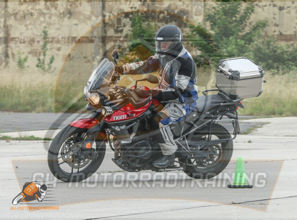 IMG_0486 | gh-motorradtraining-foto.de - Realisiert mit Pictrs.com