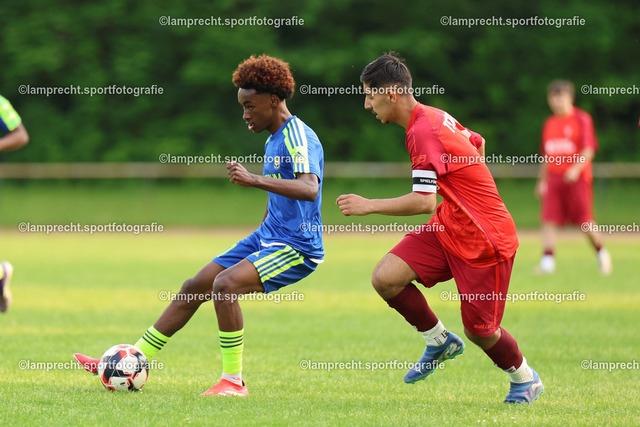Fußball I Junioren I Kreispokal Lübeck I Finale I JSG Concordia Lübeck - TSV Siems I 09.06.2025.189 | v.l. Kaleab Begna (17, JSG Concordia Lübeck), Adam Ageed (7, TSV Siems) - Realisiert mit Pictrs.com