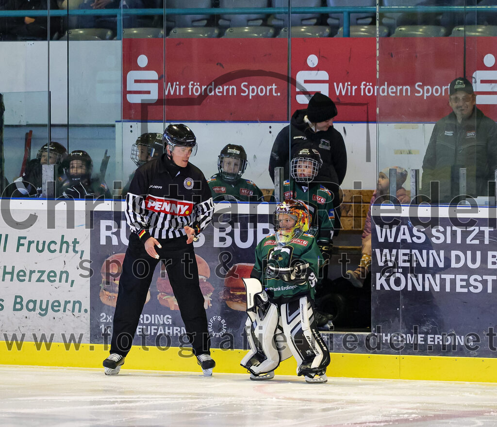 2025-10-05_013_TSV_Erding_gegen_Heilbronner_Falken | Erding, Deutschland, 05.10.2025:Eishockey, Oberliga Süd 2025 / 2026, 6. Spieltag, TSV Erding gegen Heilbronner Falken, Endergebnis: 3:1Foto: Christian Riedel / fotografie-riedel.net