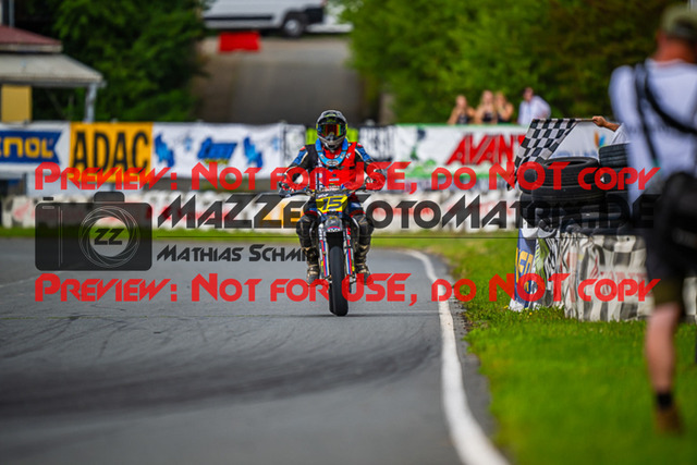 MaZZes_FotoMatrix_230813_6981 | UE40