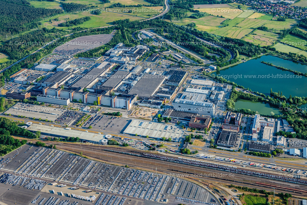 Wolfsburg_VW_Werk_Volkswagen_ELS_3694050623 | WOLFSBURG 05.06.2023 Blick auf das VW - Werksgelände Forschung & Entwicklung der Volkswagen AG an der VW-Straße an der VW-Mittelstraße in Wolfsburg im Bundesland Niedersachsen. Weiterführende Informationen bei: VOLKSWAGEN AG. // View of the VW - factory premises research & development of Volkswagen AG on street VW-Mittelstrasse in Wolfsburg in the state of Lower Saxony. Further information at: VOLKSWAGEN AG. Foto: Martin Elsen