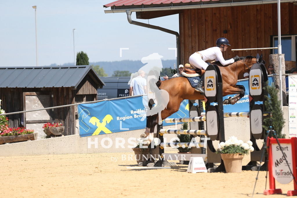 DL2Q3147 | Willkommen bei Brunnmayr - Design & Fotografie – Ihrem Spezialisten für Reitturniere und Pferdeveranstaltungen in Oberösterreich, Salzburg und Bayern! Seit über 17 Jahren sind wir leidenschaftlich dabei.