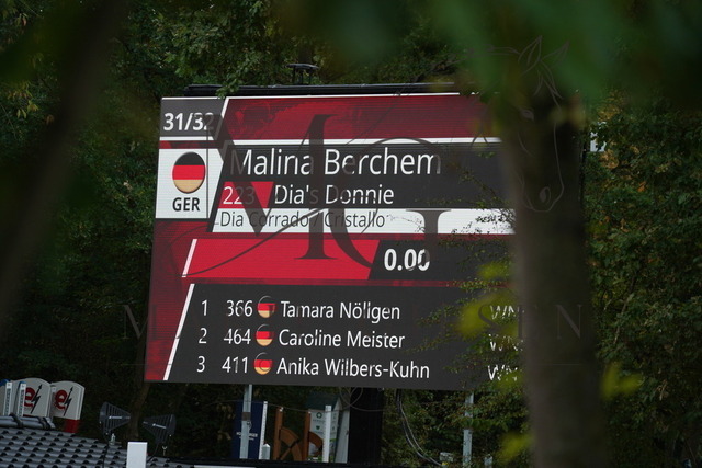 VAN09752 | Pferdefotografie in Köln und Umgebung – emotionale Pferdeshootings, Turnierfotografie und besondere Momente zwischen Pferd und Mensch. - Realisiert mit Pictrs.com