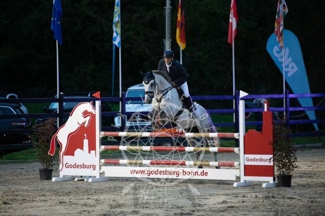 2B4A1900 | pixelfaenger - Realisiert mit Pictrs.com