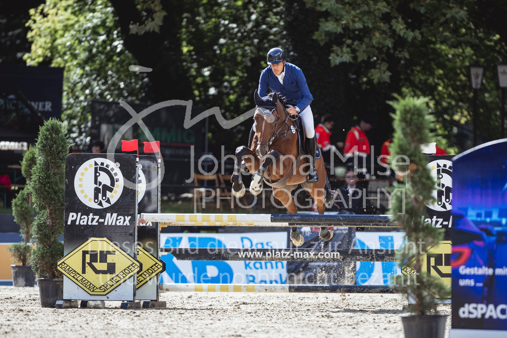 240912_OWLCh_AmateurS-303 | Deine schönsten Turniermomente als professionelle Fotos! Entdecke hochwertige Pferdesport-Fotografie im Online-Shop. Jetzt Fotos finden & bestellen!