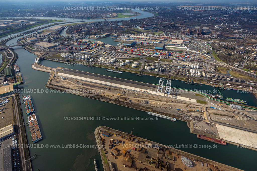Duisburg240304351 | Luftbild, Duisport - Duisburger Hafen, Hafengebiet mit Ölinsel und Kohleninsel, Ruhrort, Duisburg, Ruhrgebiet, Nordrhein-Westfalen, Deutschland, Duisburg-N