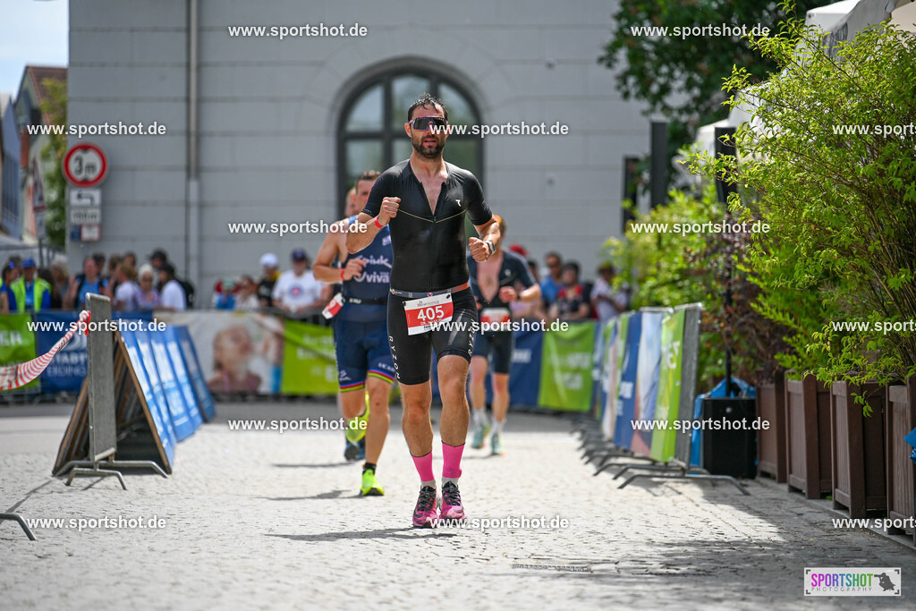 SZI_8827 | Stadttriathlon Erding 2025. #yourpictrs #sportshot_your_pictrs @Sportshotphotography #stadttriathlonerding Copyright: www.sportshot.de