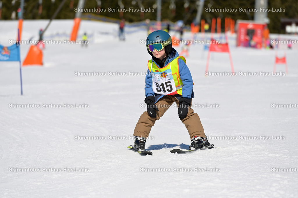 SRF_27.02.2026_480 | Skirennfotos,Serfaus,Fiss,Ladis,Kinderskirennen,Winter,Tirol,Oberland,skirace,SFL,feelfree,weil wir's genießen,ski,Ski,skifahren,Sonnenplateau, - Realisiert mit Pictrs.com