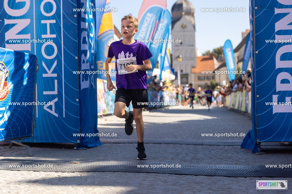 VJ__3394 | Stadtlauf Erding 2025 #stadtlauferding #erdingstadtlauf #stadtlauf_erding #laufmotivation #trisporterding #yourpictrs #sportshot_your_pictrs
