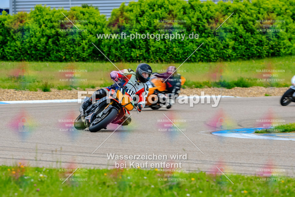 MotoTeam-8840 | Hier findet Ihr Bilder von Touristenfahrten auf der Nürburgring Nordschleife oder von anderen Veranstaltungen die ich besucht habe. Viel Spass beim Durch Schauen 