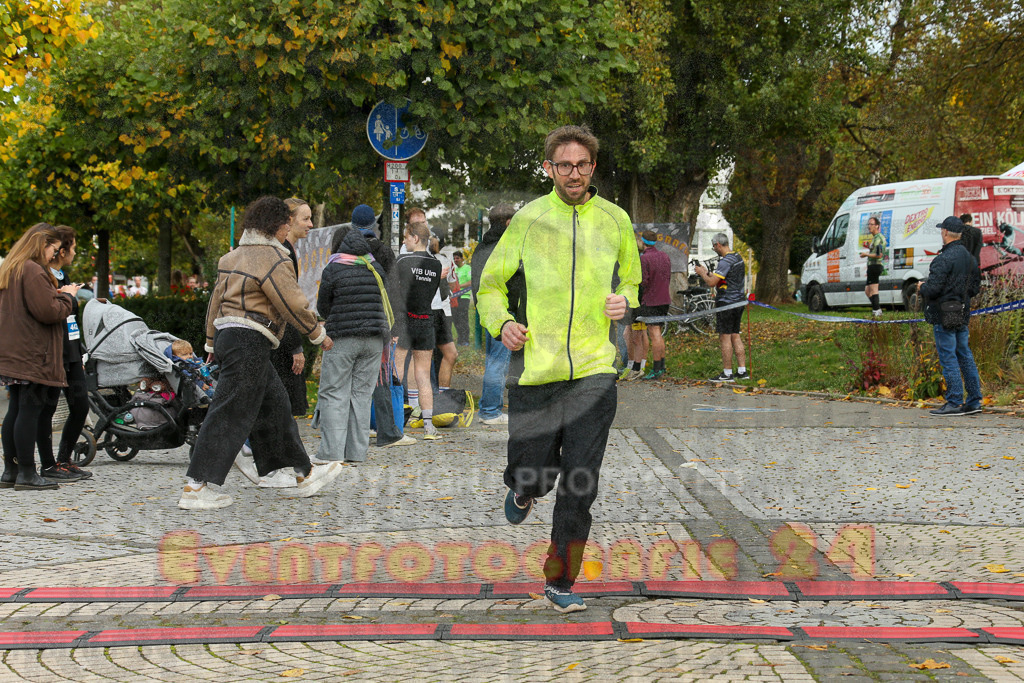241020_1117_EX1_1770 | Sportfotografie im Rhein-Sieg Kreis, Köln, Bonn, NRW, Rheinland Pfalz, Hessen, etc. Unser Tätigkeitsfeld umfasst den Laufsport vom Volkslauf über den Marathon, Duathlon, Triathon bis zum Ultralauf wie Kölnpfad Ultra oder Schindertrail.